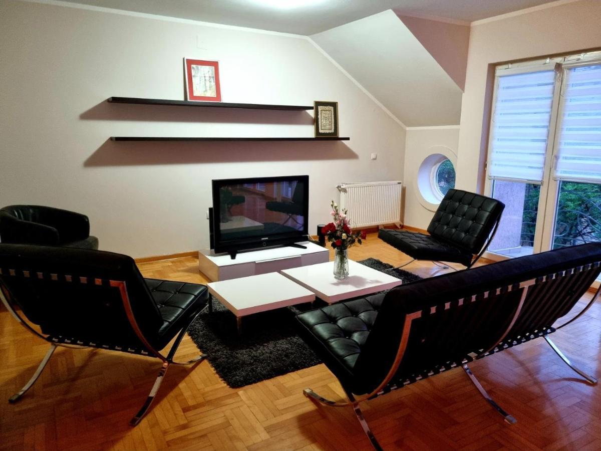 Apartman Branko Kruševac Buitenkant foto